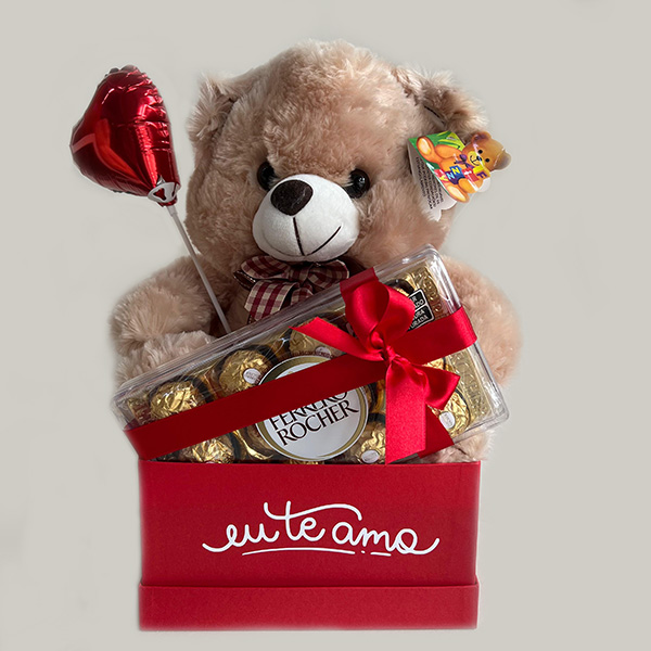 arranjo box pelucia e Ferrero